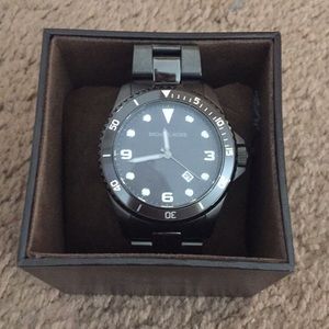 Michael Kors Black watch